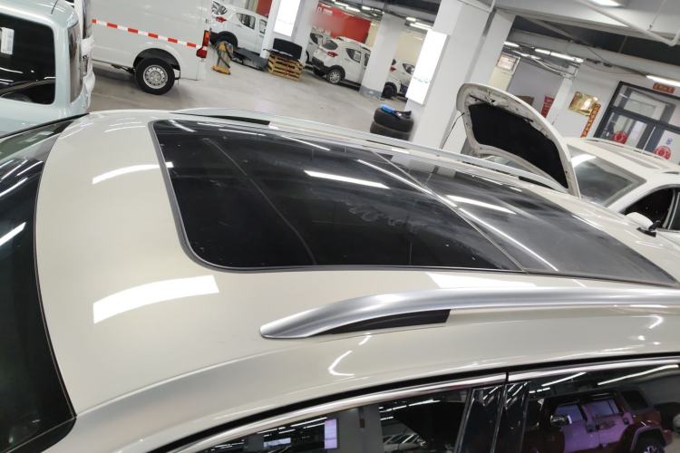 Used Volkswagen Tiguan L 2021 330TSI Automatic Two-Wheel Drive Smart Edition