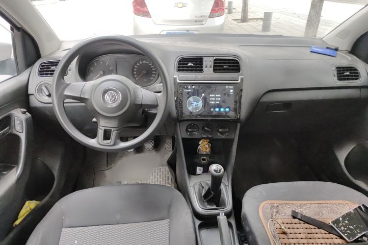 Used Volkswagen Polo 2011 1.4L Manual ZhiLe Edition
