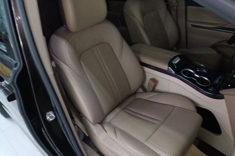 Used Buick GL8 2020 ES Land Cruiser 653T Luxury Model
