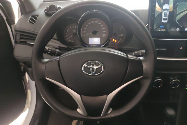 Used Toyota YARiS L 2020 X-Trail X 1.5L CVT Luxury Edition