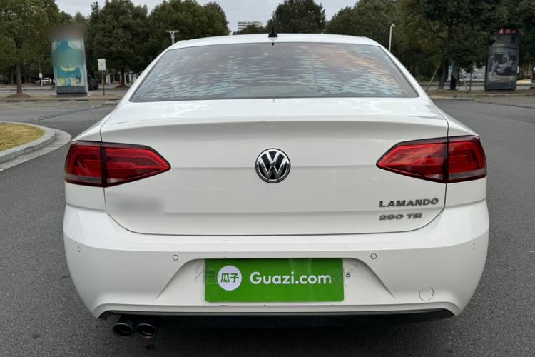 Used Volkswagen Lamando 2015 280TSI DSG Comfort Edition
