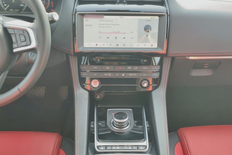 Used Jaguar F-PACE 2018 2.0T All-Wheel Drive R-Sport Sport Edition
