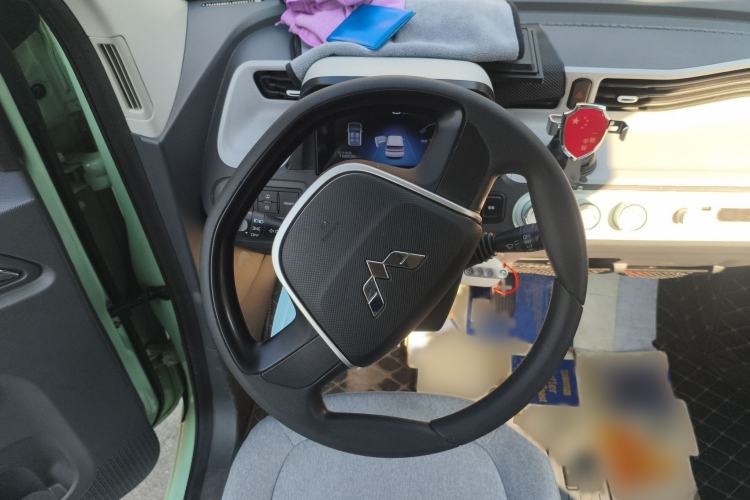 Used Wuling Hongguang MINIEV 2021 Macaron Premium Model – Lithium Iron Phosphate