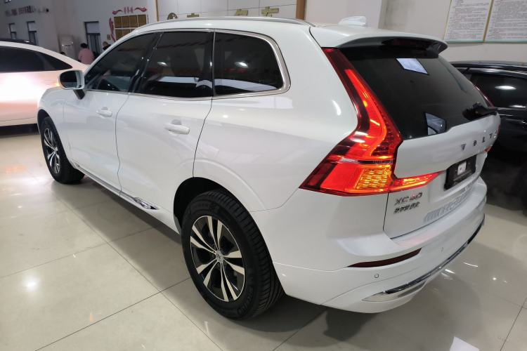 Used Volvo XC60 2024 B5 4x4 Smart Luxury Edition
