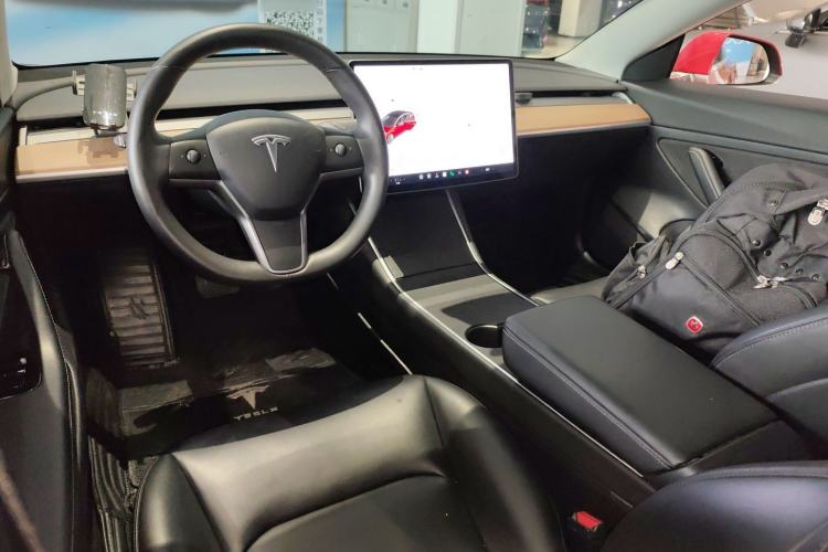 Used Tesla Model 3 2019 Standard Range Rear-Drive Upgraded Version
