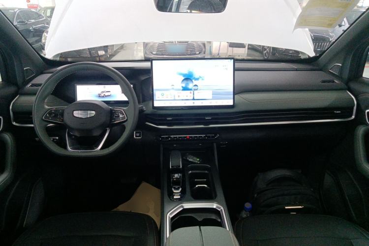 Used Geely Auto Haoyue L 2024 2.0T DCT Prestige Version
