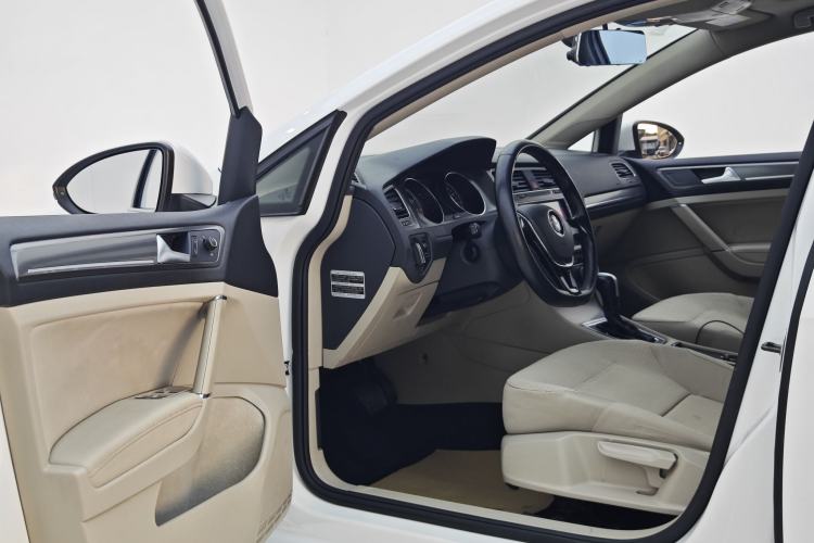 Used Volkswagen Golf 2014 1.4TSI Automatic Comfort Model
