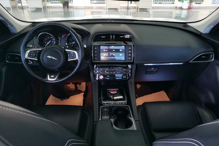 Used Jaguar F-PACE 2016 3.0 SC Four-Wheel Drive R-Sport Sport Edition