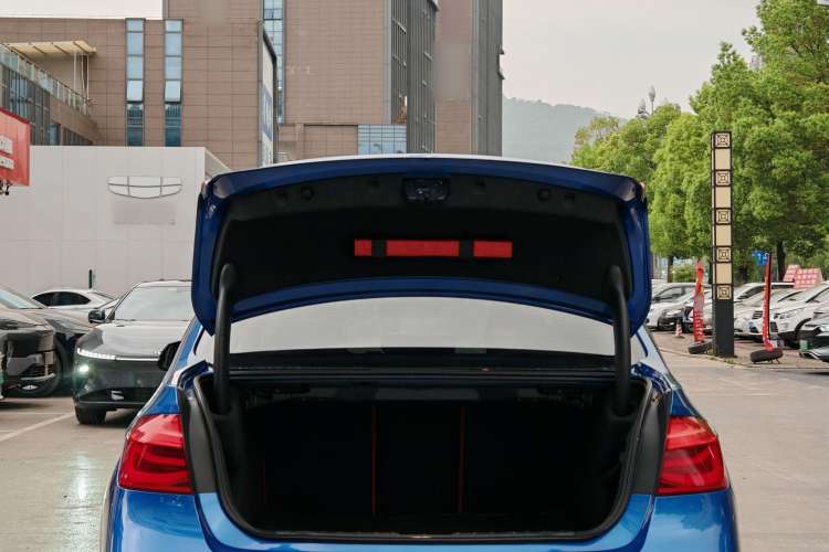 Used BMW 3 Series 2019 320i M Sport Package
