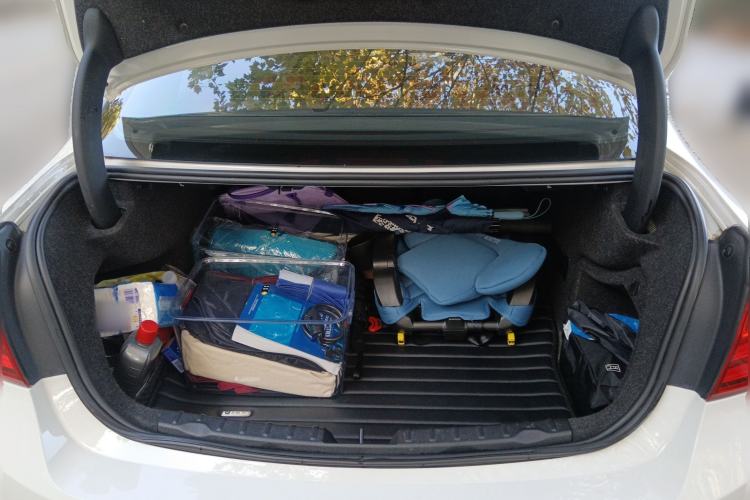 Used BMW 3 Series 2015 320Li Luxury Edition Fashion Model
