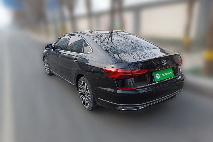 Used Volkswagen Passat 2019 330TSI Luxury Edition China VI Standard