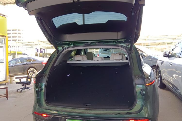 Used VOYAH FREE 2025 318 318 km Rear-Drive Touring Edition