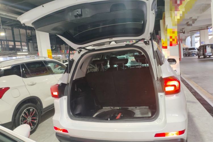 Used Haval M6 2019 1.5T Manual Two-Wheel Drive Elite Version China VI Standard
