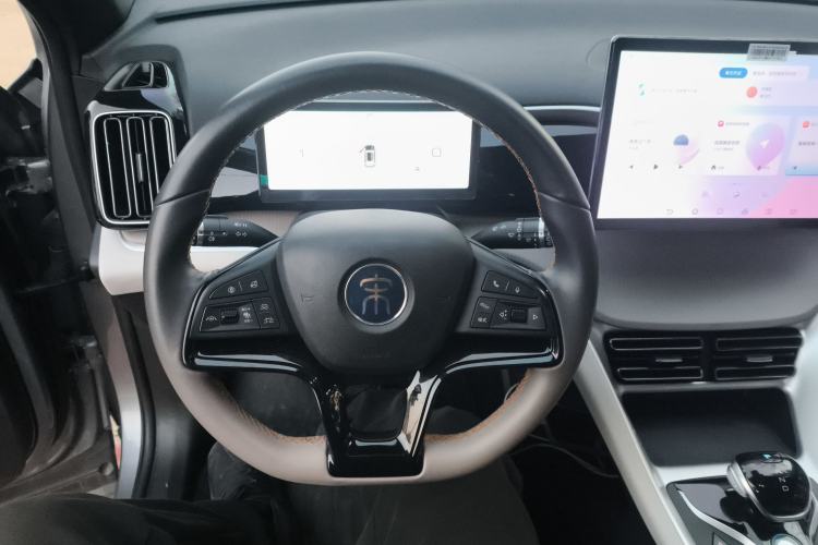 Used BYD Song Pro New Energy 2024 HONOR Edition DM-i 110KM Beyond Model
