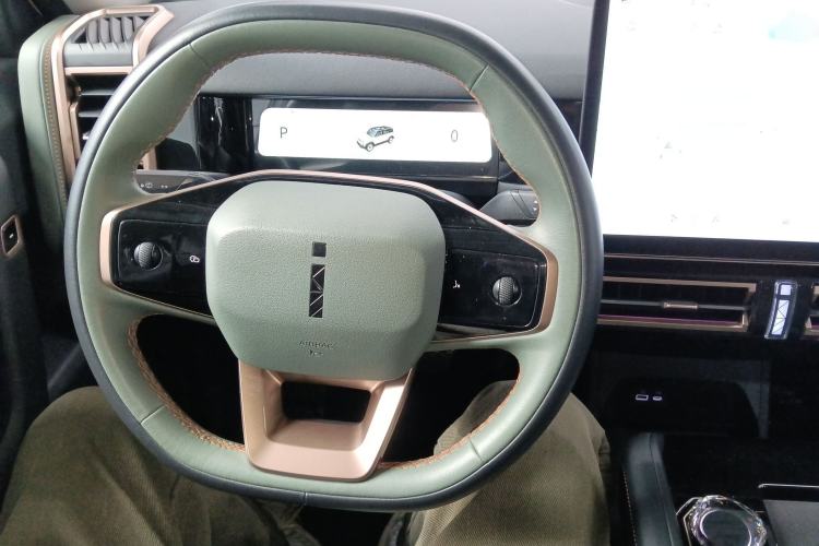 Used  03 2024 472km Four-Wheel Drive Long-Range Intelligent Advanced Version