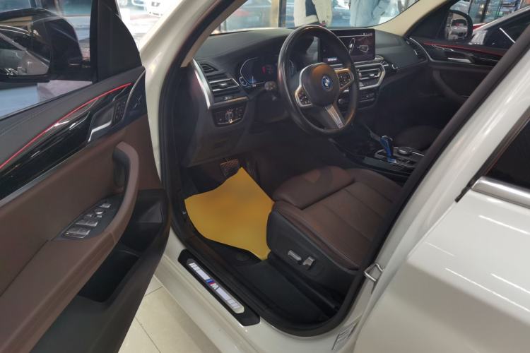 Used BMW iX3 2022 Leading Model
