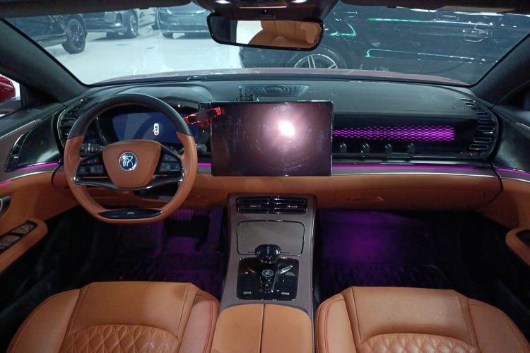 Used BYD Han 2022 DM-i 121KM Luxury Model