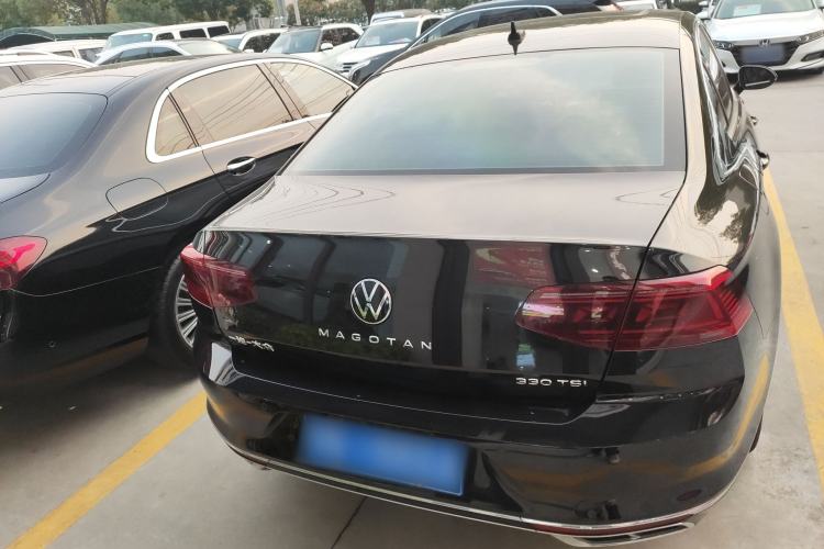 Used Volkswagen Magotan 2023 2 Million Units Limited Edition 330TSI DSG Leading Version