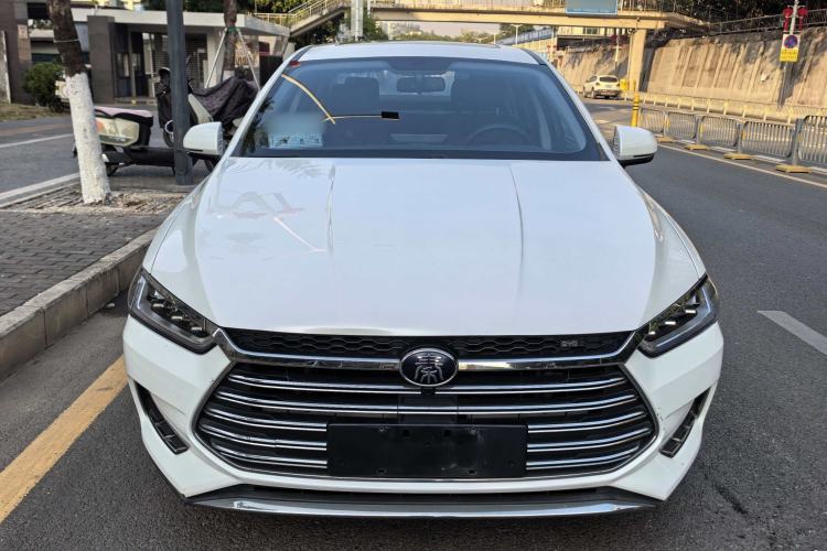 Used BYD Qin Pro New Energy 2019 DM Super Edition 1.5TI Automatic Smart Connect X-Trail Model China V Standard
