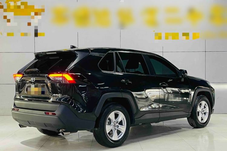 Used Toyota RAV4 2024 2.0L CVT Two-Wheel Drive Urban Edition
