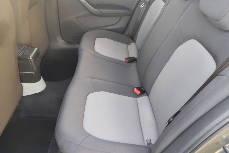 Used Skoda Rapid 2013 1.4L Manual Enjoyment Model
