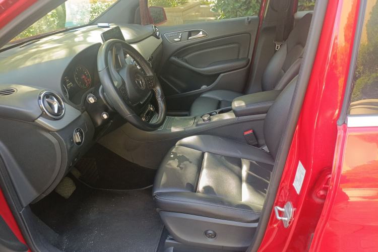 Used Mercedes-Benz B-Class 2017 B 200 Fashion Model
