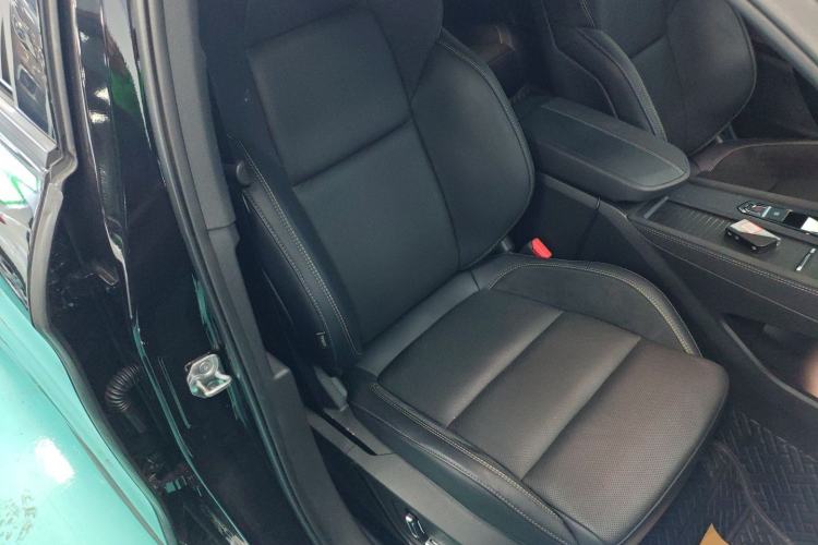 Used Lynk & Co 03 2023 1.5TD DCT JingPro
