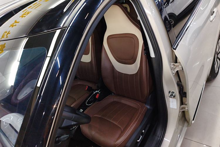 Used Wuling Bingo 2023 410 km Lingxi Deluxe Edition
