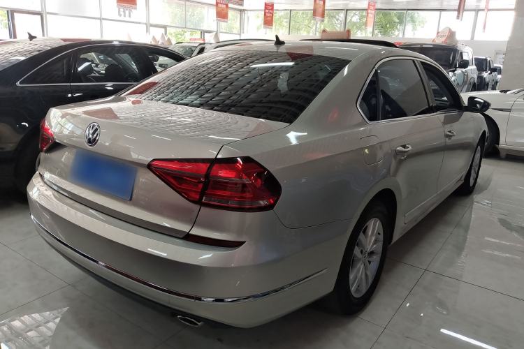 Used Volkswagen Passat 2016 330TSI DSG Luxury Edition
