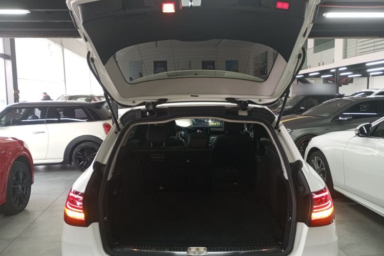 Used Mercedes-Benz C-Class (Import) 2019 C 260 Estate
