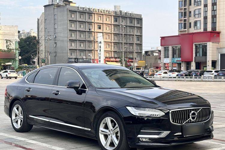 Used Volvo S90 2019 T5 Zhiyi Edition
