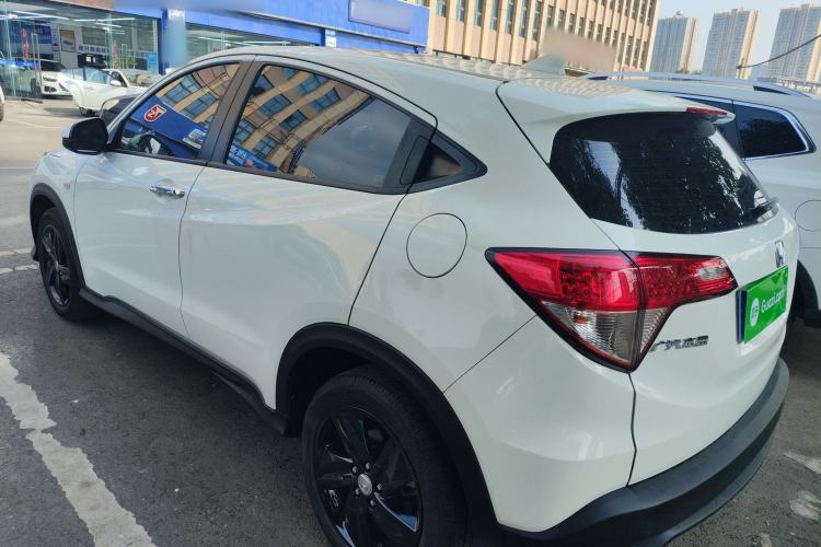 Used Honda Vezel 2020 1.5L CVT Pioneer Edition