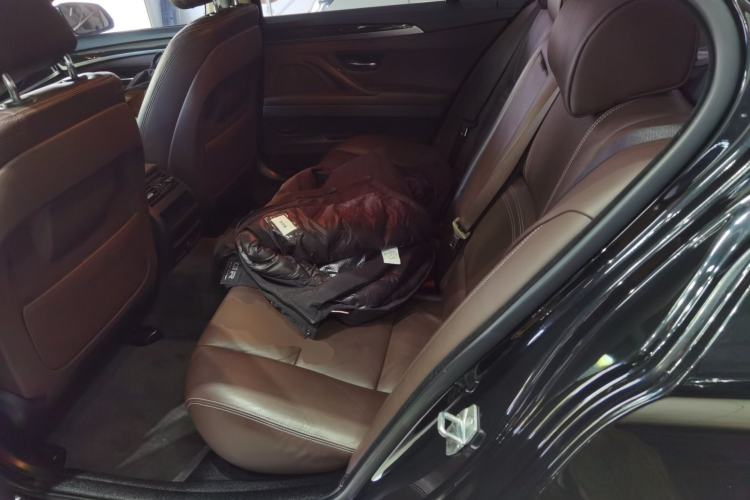 Used BMW 5 Series 2014 525Li Luxury Design Package
