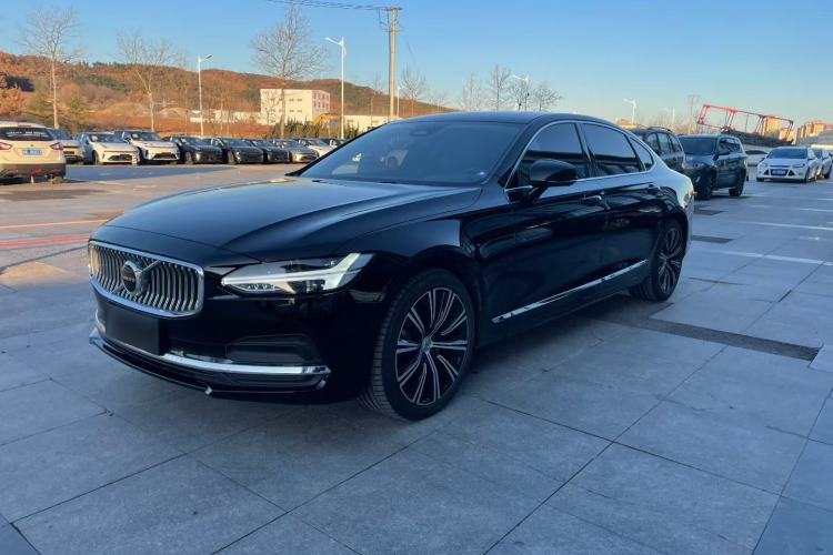 Used Volvo S90 2025 B5 Zhiyuan Luxury Edition
