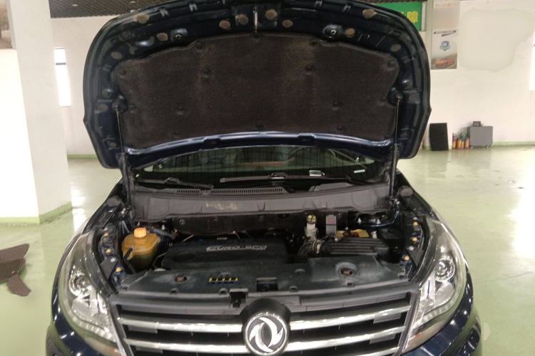 Used Dongfeng Fengon 580 2017 1.5T Manual Luxury Model
