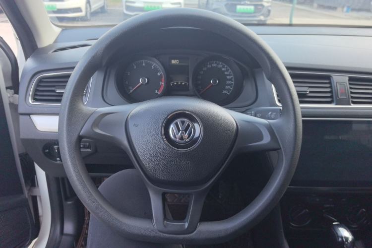 Used Volkswagen Lavida 2018 Classic 1.5L Automatic Fashion Edition China VI Standard
