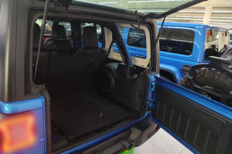 Used  Wrangler 2021 2.0T Robin Hood Four-Door Edition
