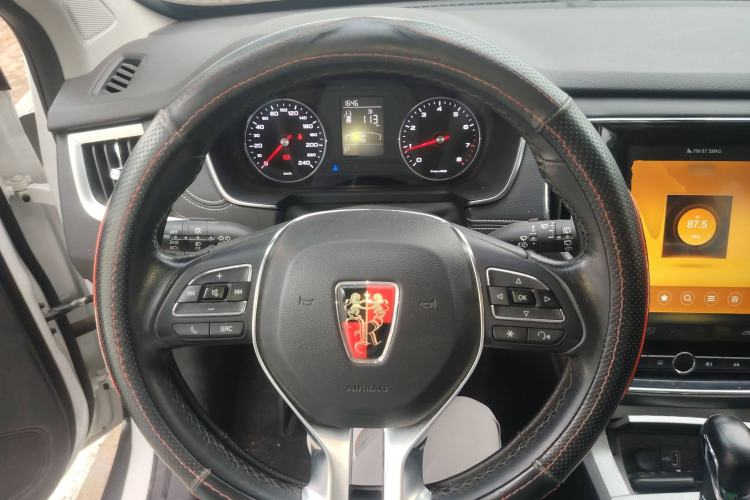 Used Roewe RX5 2019 20T Two-Wheel Drive Automatic 4G Connected Platinum Edition
