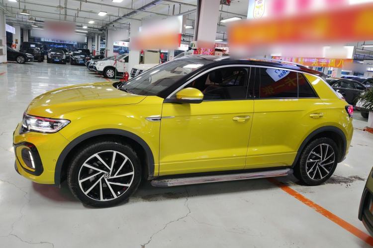 Used Volkswagen T-ROC 2023 300TSI DSG Two-Wheel Drive Starlight Edition