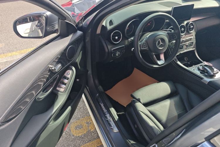 Used Mercedes-Benz C-Class 2017 Restyled C 180 L Fashion Edition Sport Version