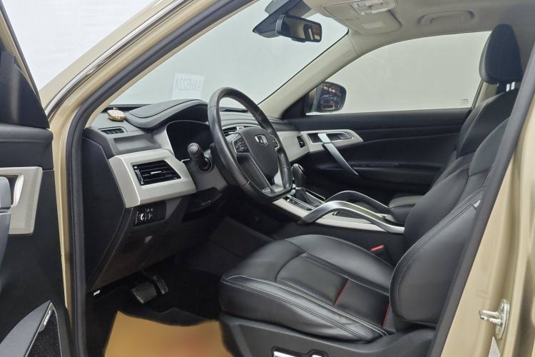 Used Geely Auto Emgrand X7 Sport 2018 1.8TD Automatic Two-Wheel Drive Smart 4G Connected Version
