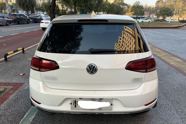 Used Volkswagen Golf 2018 230TSI Automatic Comfort Model

