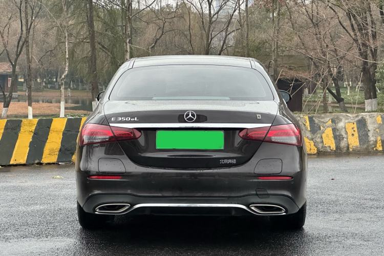 Used Mercedes-Benz E-Class New Energy 2023 E 350 e L Plug-in Hybrid Sports Sedan
