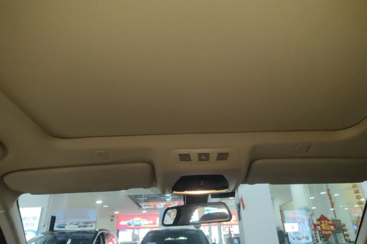 Used BMW 5 Series 2017 525Li Leading Model
