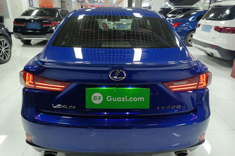 Used Lexus IS 2015 200t F SPORT
