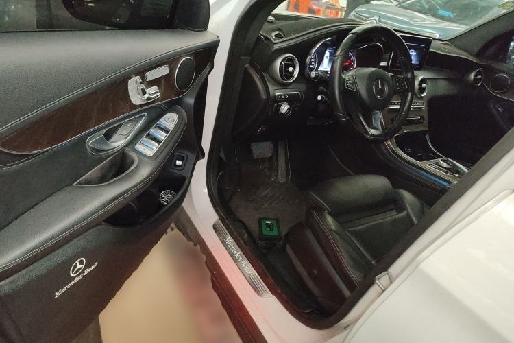 Used Mercedes-Benz GLC 2019 GLC 300 L 4MATIC Dynamic Model
