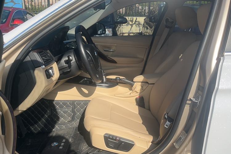 Used BMW 3 Series 2013 320Li Fashion Model
