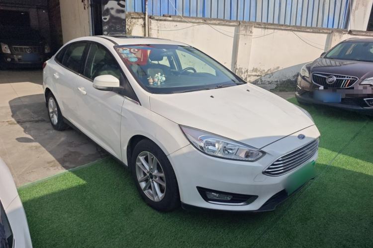 Used Ford Focus 2015 Sedan EcoBoost 180 Automatic Elite Model
