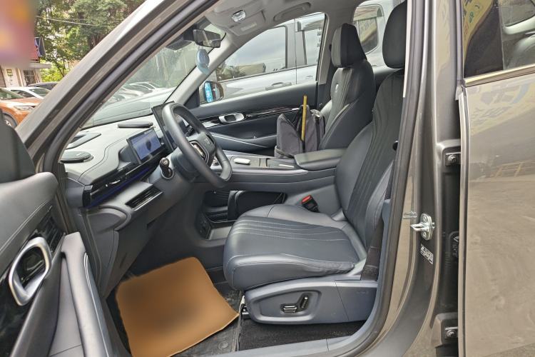 Used  E5 2024 530km Starship Edition
