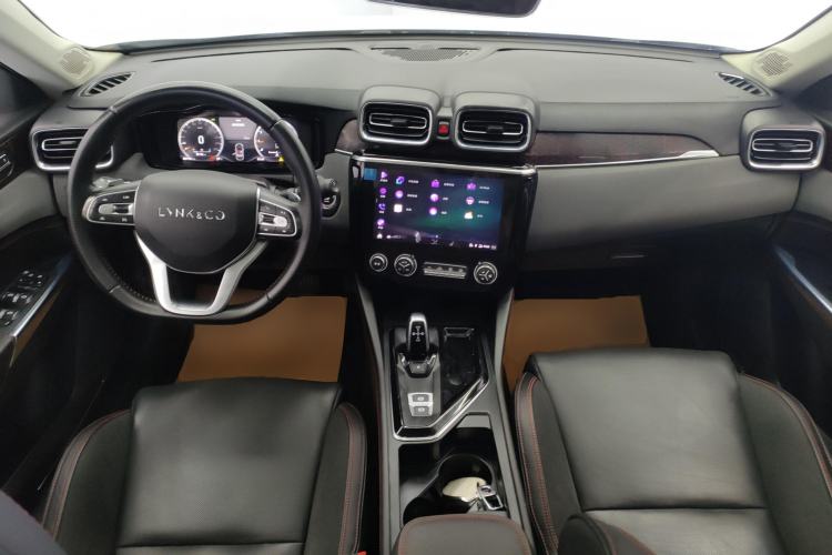 Used Lynk & Co 02 2018 1.5T DCT Two-Wheel Drive Pro Version China V Emission Standard
